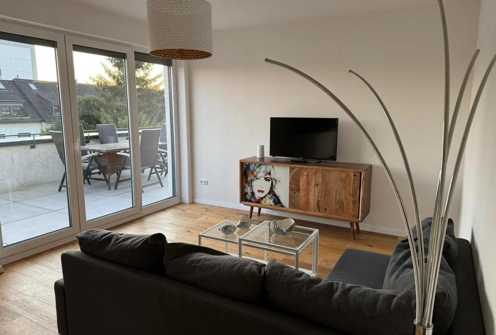Modern Apartments With Kitchen & Balcony Dining Ratingen